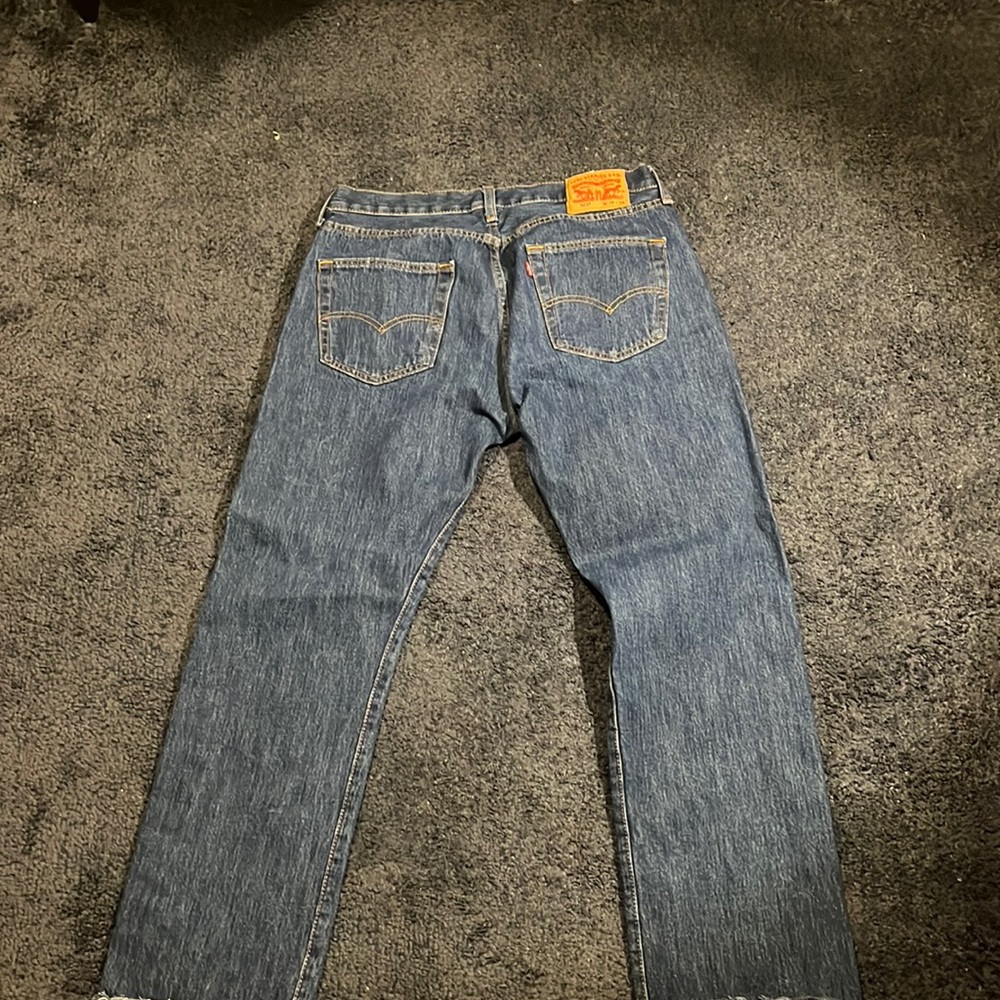 Levis 501 Hemmed jeans